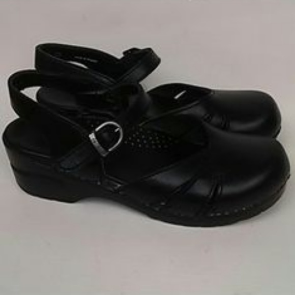 Dansko Shoes - Dansko black mary jane sandals